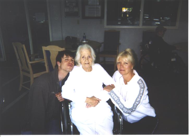 Nan, Aunt Dot and Alan.jpg